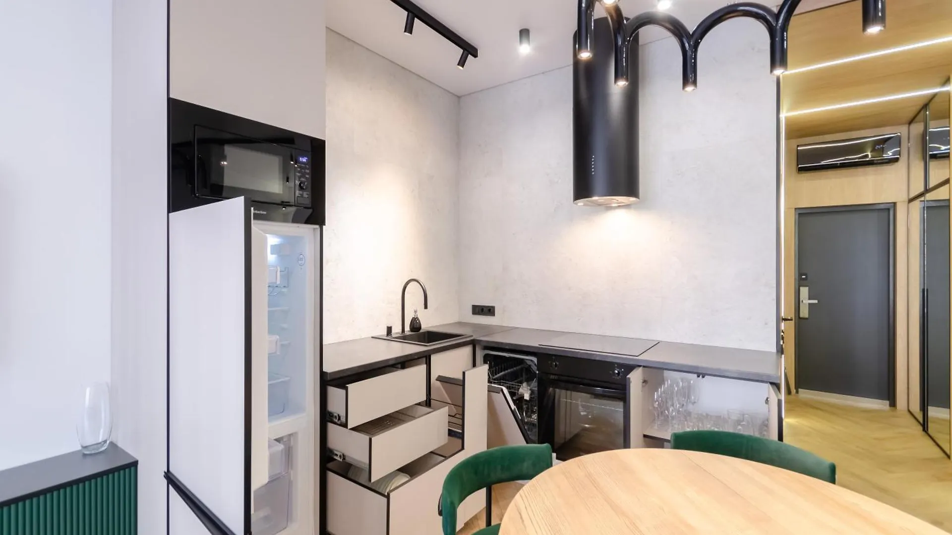 12214 Central Park cozy apartment Kiev