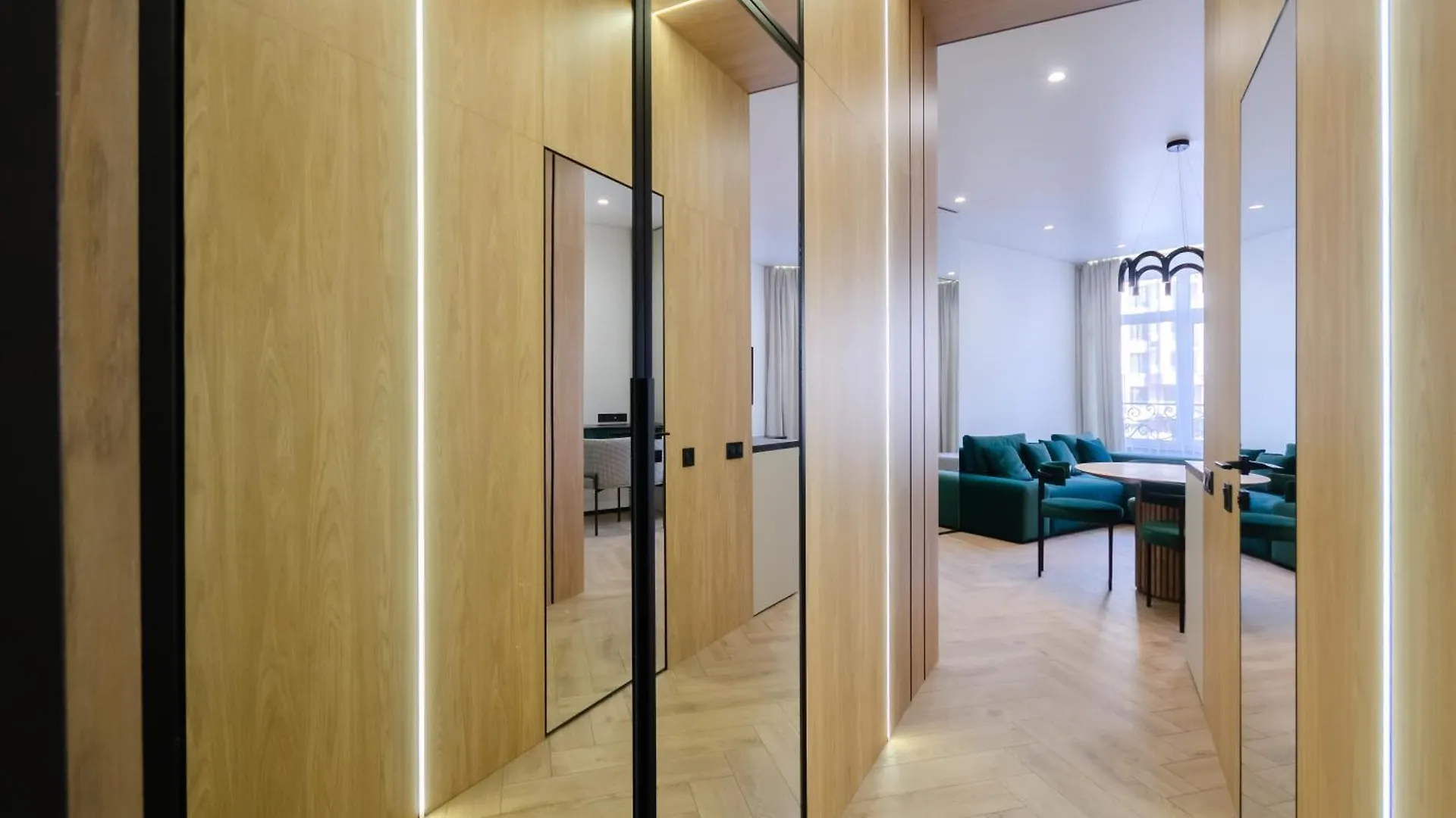 12214 Central Park cozy apartment Kiev 0*,  Ucrania