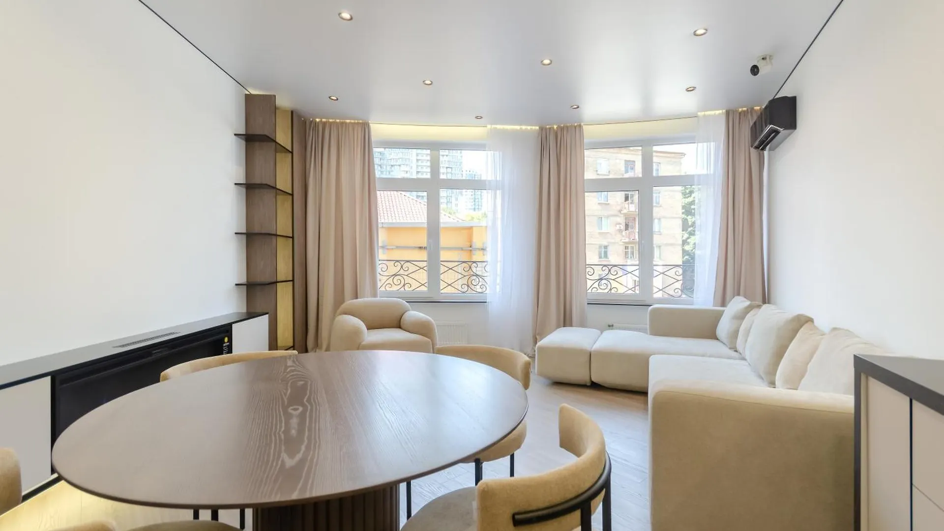 12214 Central Park cozy apartment Kiev