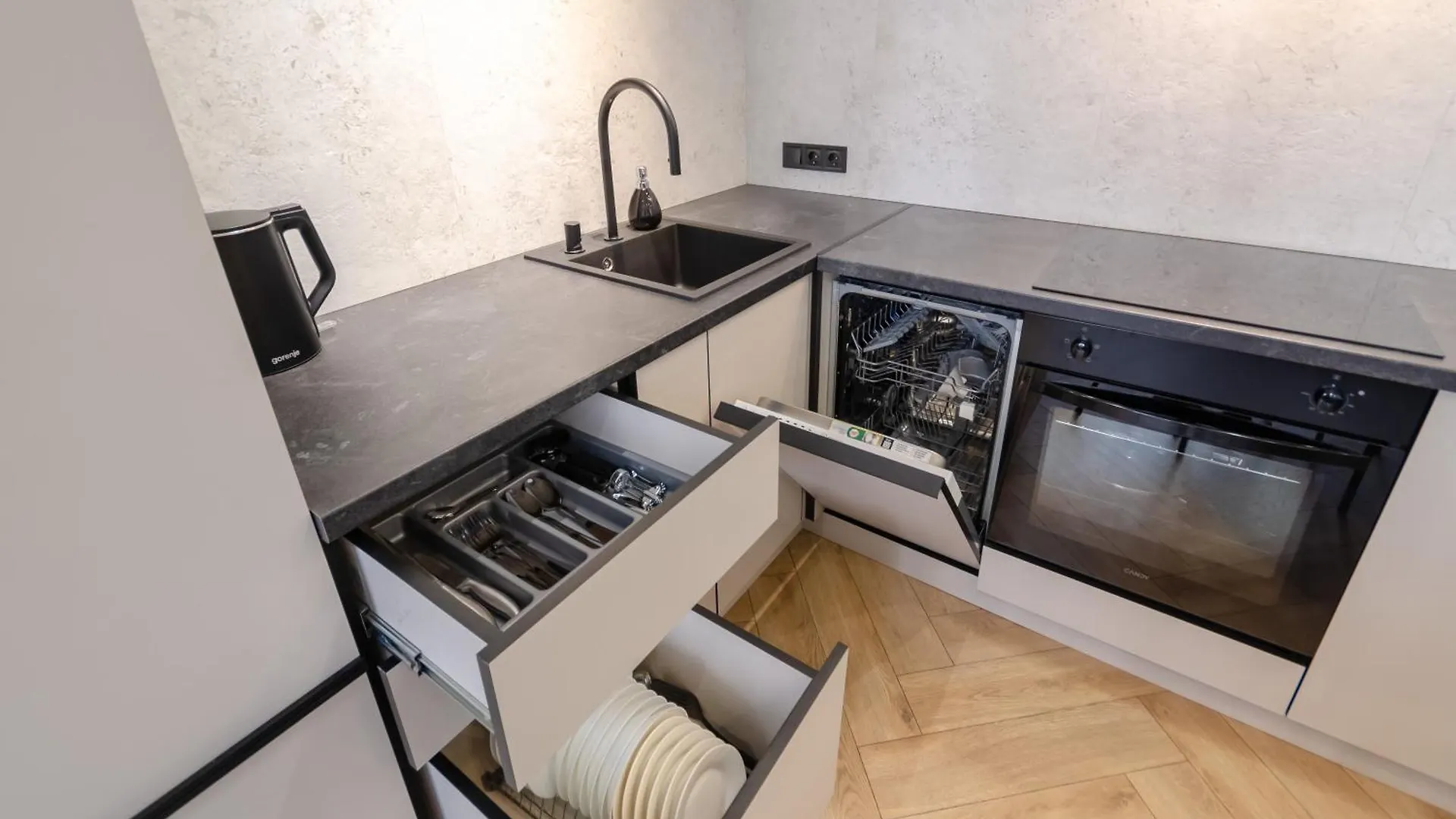 12214 Central Park cozy apartment Kiev