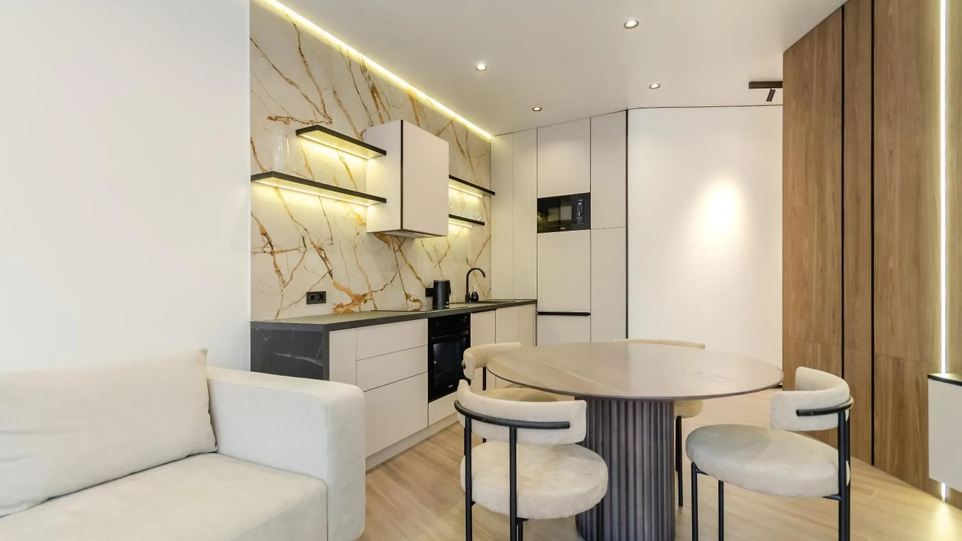 12214 Central Park cozy apartment Kiev