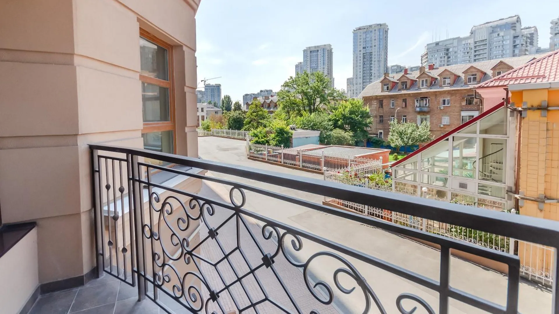 12214 Central Park cozy apartment Kiev 0*,  Ucrania
