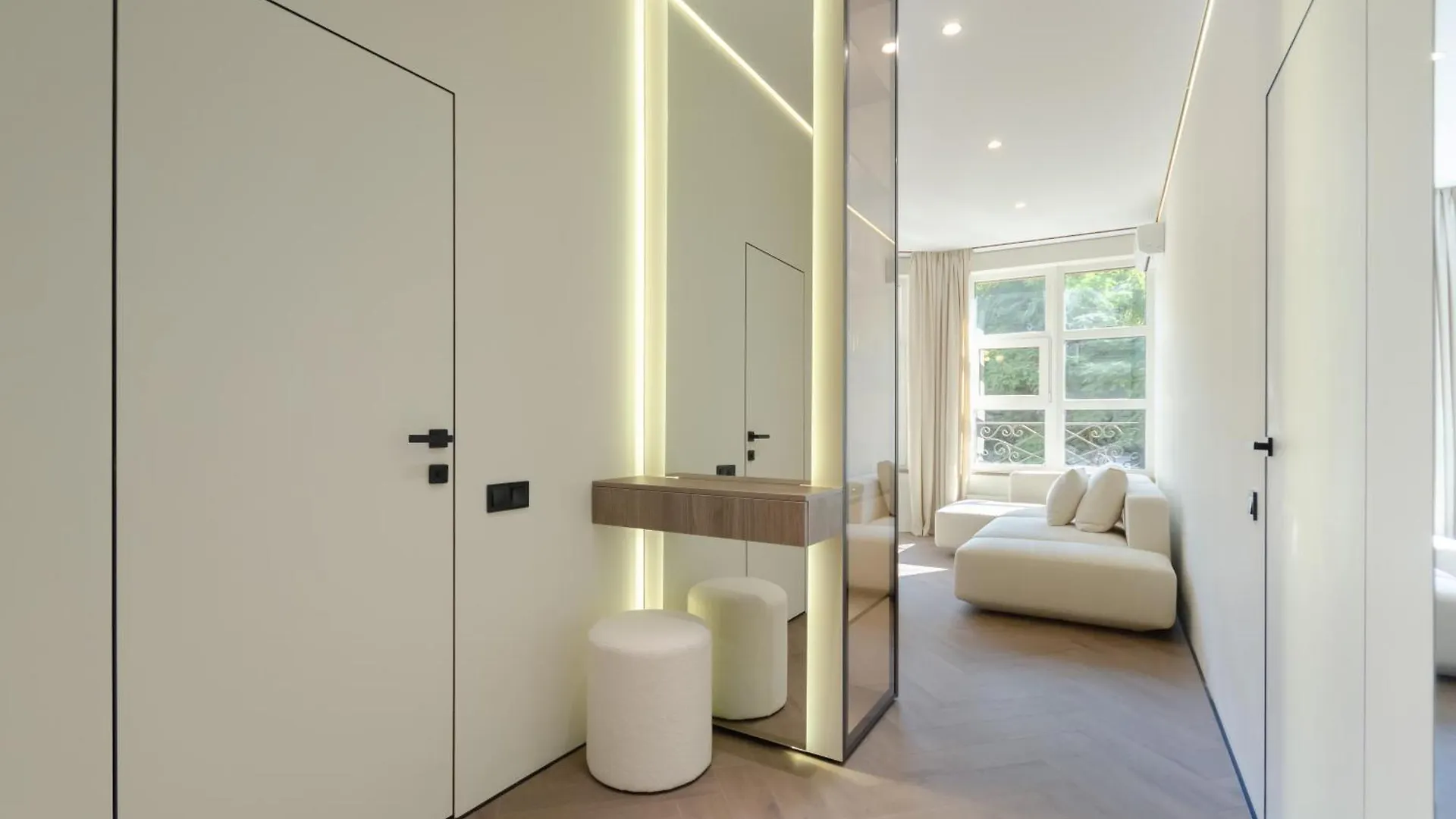 12214 Central Park cozy apartment Kiev